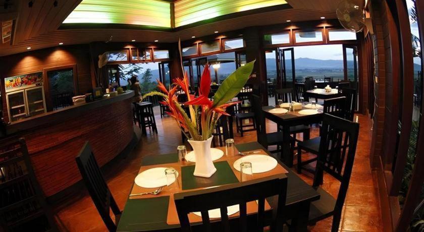 Thaton Hill Resort Mae Ai Exterior photo